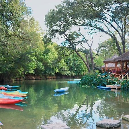 Son'S Rio Cibolo Birdhouse Cabin #11 Beautiful Creek Front Cabins And Cabanas! Villa Marion Bagian luar foto