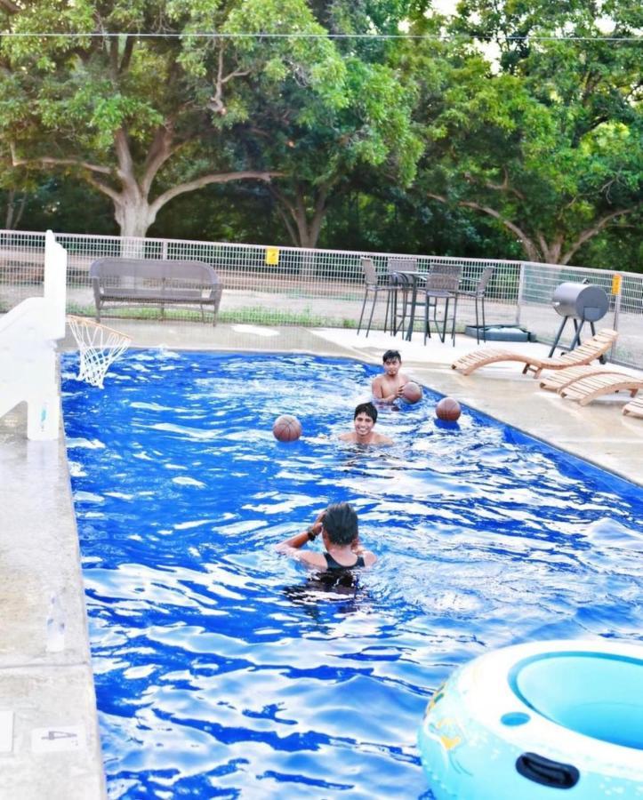 Son'S Rio Cibolo Birdhouse Cabin #11 Beautiful Creek Front Cabins And Cabanas! Villa Marion Bagian luar foto