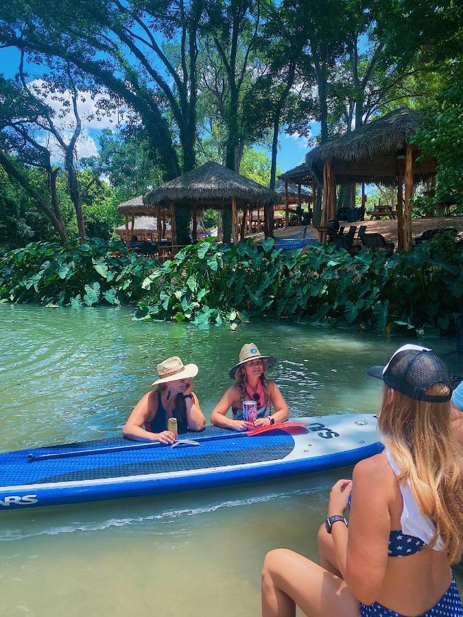 Son'S Rio Cibolo Birdhouse Cabin #11 Beautiful Creek Front Cabins And Cabanas! Villa Marion Bagian luar foto