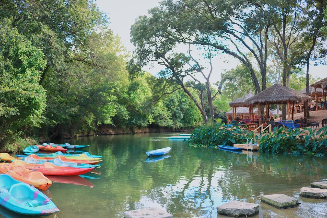 Son'S Rio Cibolo Birdhouse Cabin #11 Beautiful Creek Front Cabins And Cabanas! Villa Marion Bagian luar foto