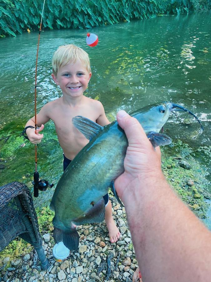 Son'S Rio Cibolo Birdhouse Cabin #11 Beautiful Creek Front Cabins And Cabanas! Villa Marion Bagian luar foto